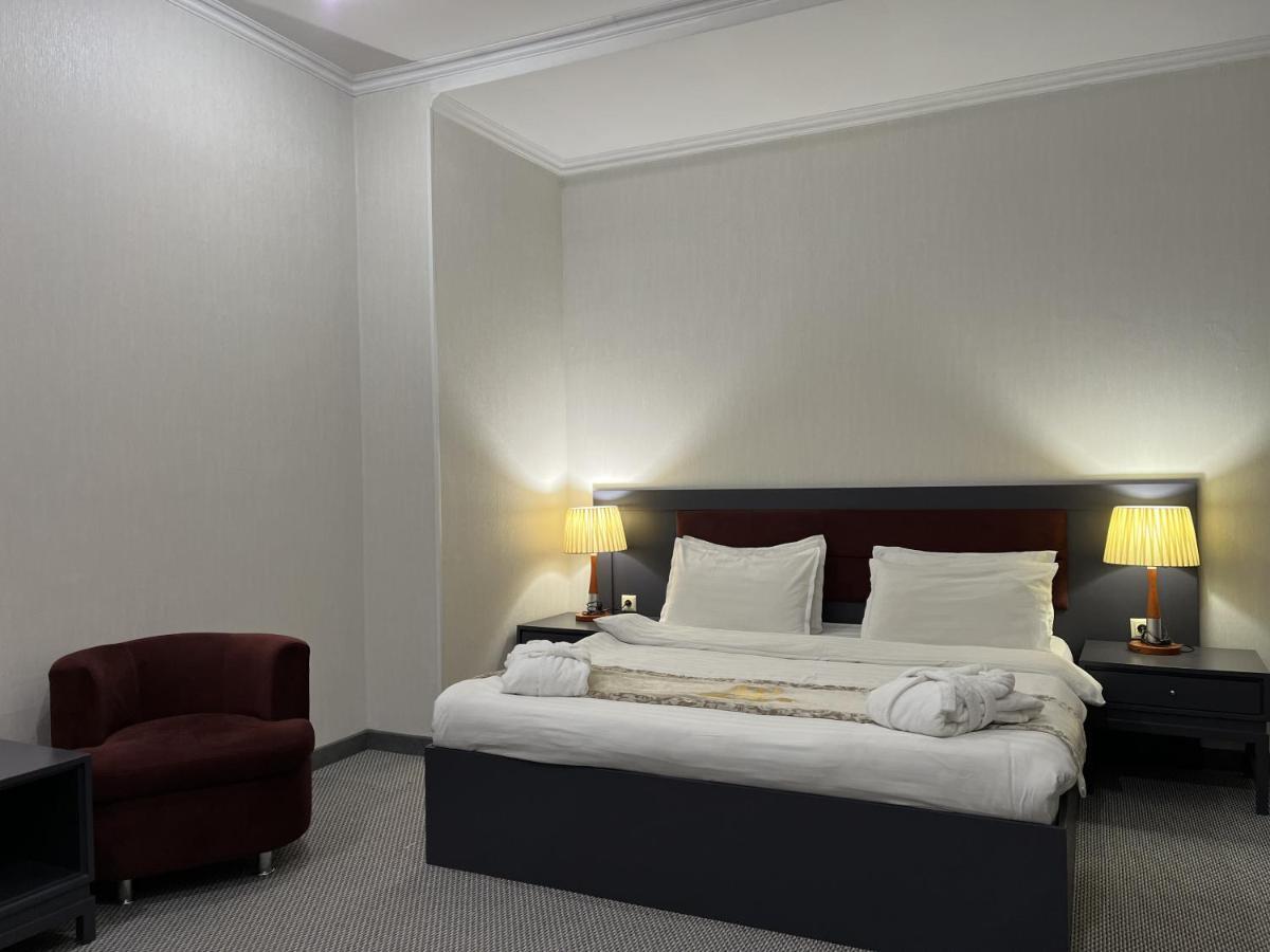 Almaty Grand Erbil Hotel Eksteriør billede
