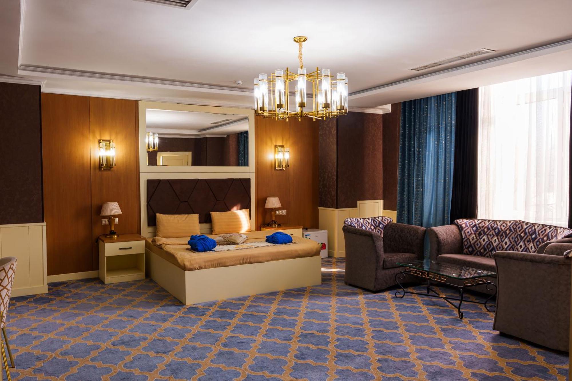Almaty Grand Erbil Hotel Eksteriør billede